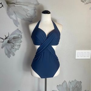 New Women's Blue Twist Ftont  Swimsuit M